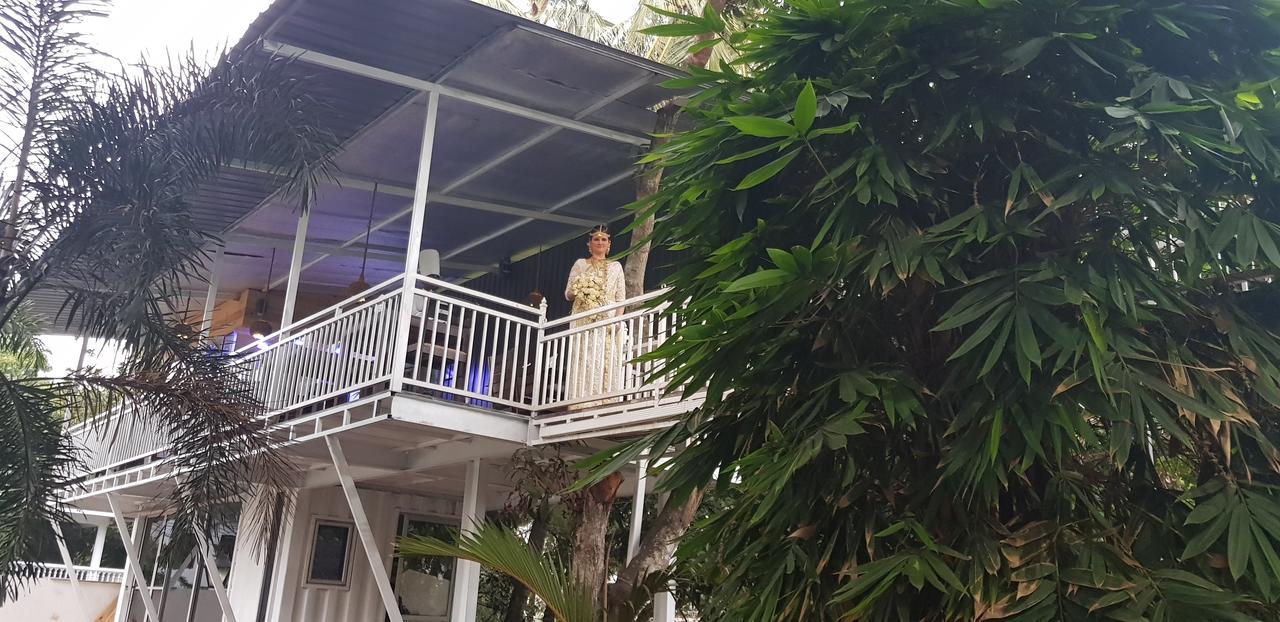 City Capital Hostel Anuradhapura Bagian luar foto